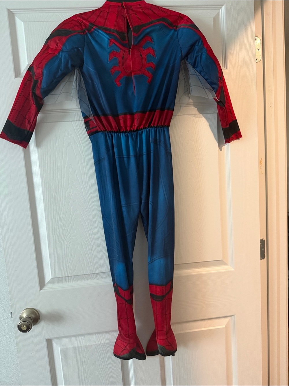 Marvel Red & Blue Spider-Man Muscle Chest Kids SuperheroCostume with mask/gloves - Picture 3 of 4